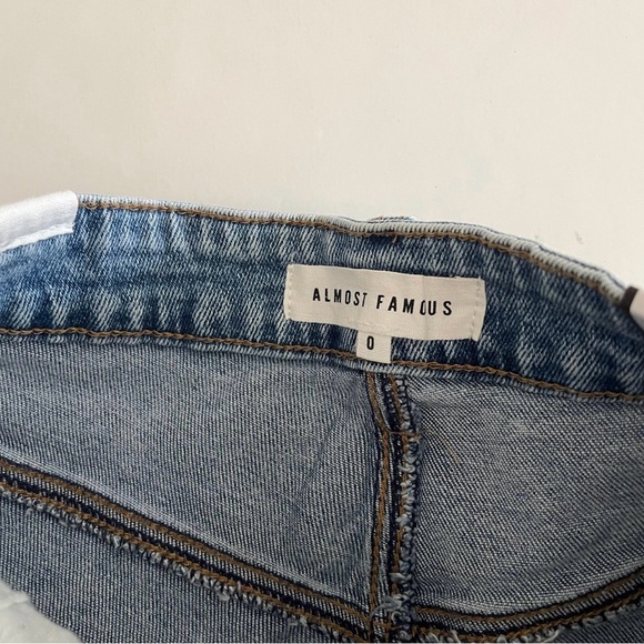 Almost Famous Light Wash Ripped Distressed Mom Jean Denim Shorts - Picture 3 of 7